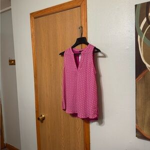 Papermoon NWT Small Pink & White w/Geometric Print Sleeveless V-Neck Blouse